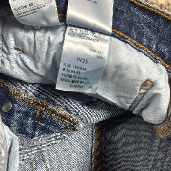 Levi Strauss & Co Women’s 501 Cutoff  Denim Jean Shorts Size 25 NEW - Picture 4 of 4